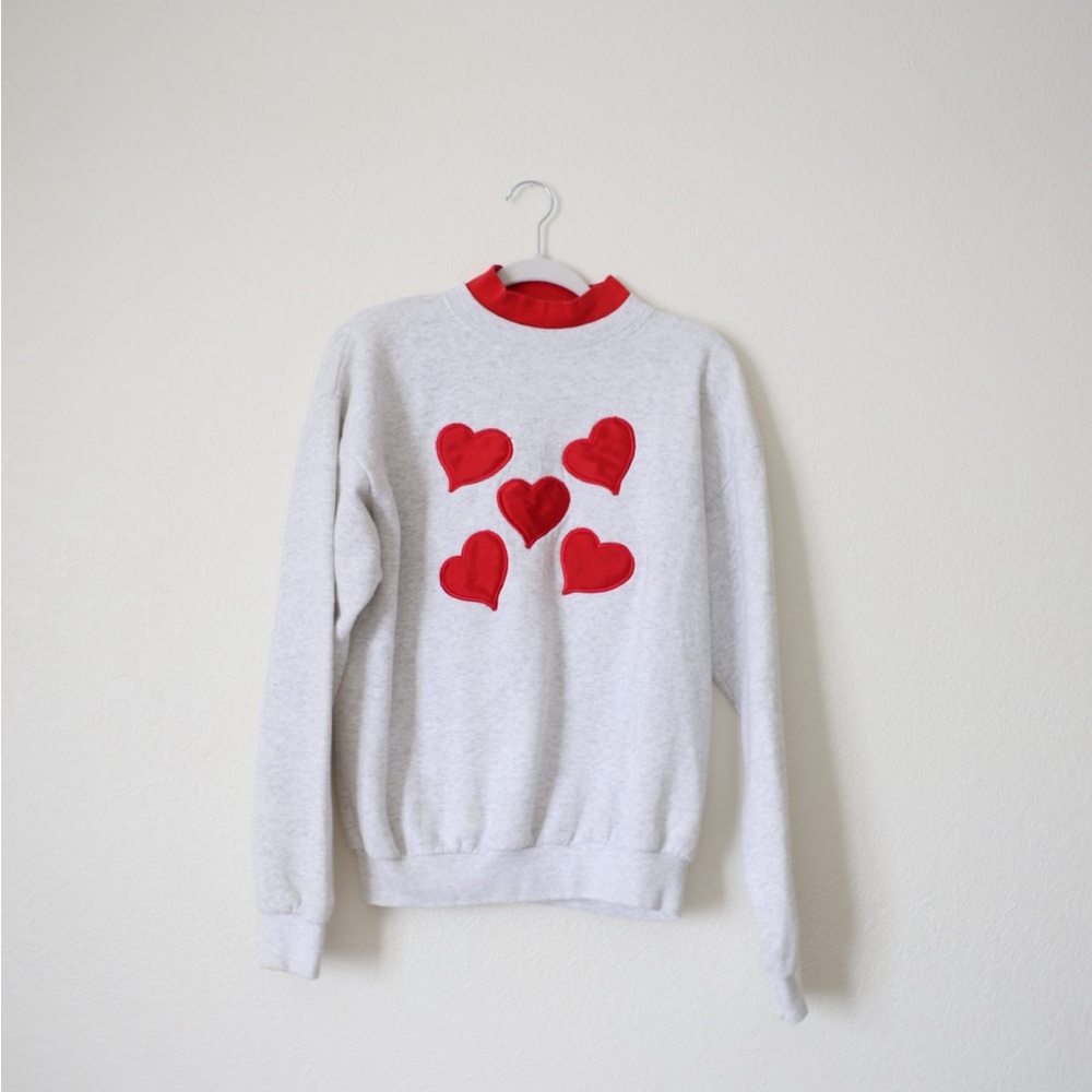 Vintage Gray Sweater with Red Heart Accents crewneck